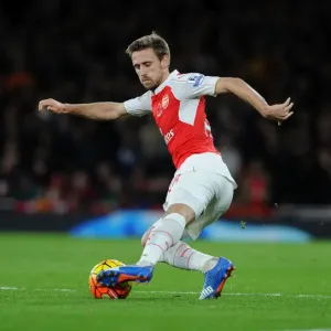 Monreal in Action: Arsenal vs. Tottenham Rivalry at Emirates Stadium (2015-16) Monreal in Action: Arsenal vs. Tottenham Rivalry at Emirates Stadium (2015-16)