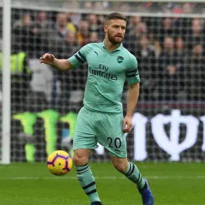 Mustafi in Action: West Ham United vs. Arsenal FC, Premier League Mustafi in Action: West Ham United vs. Arsenal FC, Premier League