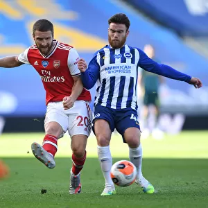 Mustafi Barely Escapes Pressure from Connolly During Arsenal's Tight Battle with Brighton (2020)