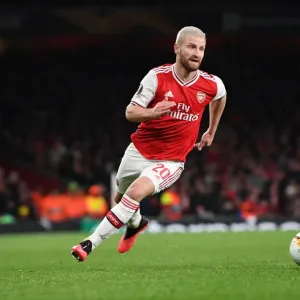 Mustafi Stands Firm: Arsenal vs. Olympiacos Europa League Clash Mustafi Stands Firm: Arsenal vs. Olympiacos Europa League Clash