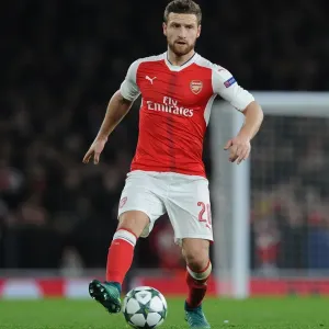 Mustafi's Emirates Battle: Arsenal vs Paris Saint-Germain (Champions League 2016-17) Mustafi's Emirates Battle: Arsenal vs Paris Saint-Germain (Champions League 2016-17)