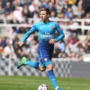 Nacho Monreal in Action: Arsenal vs. Newcastle United, Premier League 2017-18