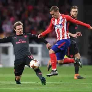 Nacho Monreal (Arsenal) Antoine Griezmann (Atletico). Atletico Madrid 1: 0 Arsenal Nacho Monreal (Arsenal) Antoine Griezmann (Atletico). Atletico Madrid 1: 0 Arsenal