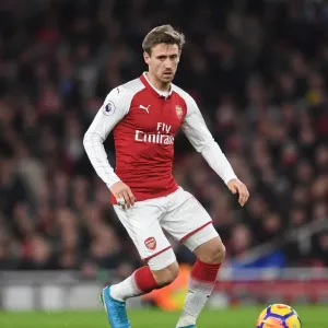 Nacho Monreal (Arsenal). Arsenal 3: 3 Liverpool. Premier League. Emirates Stadium