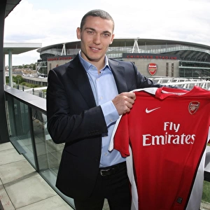 New Signing Thomas Vermaelen Joins Arsenal Football Club at Emirates Stadium (June 2009)
