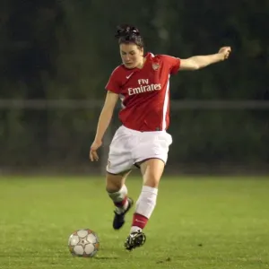 Niamh Fahey in Action: Arsenal Women Crush FC Zurich 7-2 in UEFA Cup Group Stage Niamh Fahey in Action: Arsenal Women Crush FC Zurich 7-2 in UEFA Cup Group Stage