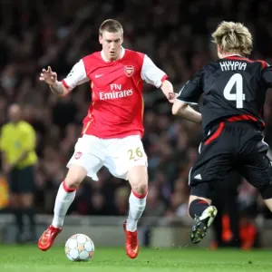 Nicklas Bendtner (Arsenal) Sami Hyypia (Liverpool)
