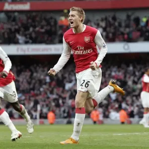 Nicklas Bendtner Print - Arsenal Goal Celebration Nicklas Bendtner Print - Arsenal Goal Celebration