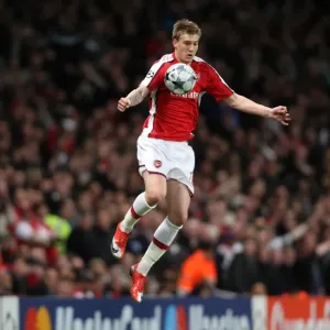 Nicklas Bendtner's Heartbreaking Semi-Final Performance: Arsenal vs Manchester United, UEFA Champions League, 2009 Nicklas Bendtner's Heartbreaking Semi-Final Performance: Arsenal vs Manchester United, UEFA Champions League, 2009