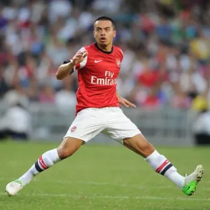 Nico Yennaris in Action: Arsenal vs Kitchee (2012) Nico Yennaris in Action: Arsenal vs Kitchee (2012)