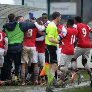 Nico Yennaris celebrates scoring for Arsenal with his team mates. Inter Milan U19 0: 1 Arsenal U19 Nico Yennaris celebrates scoring for Arsenal with his team mates. Inter Milan U19 0: 1 Arsenal U19
