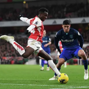 Nketiah's Last-Minute Stunner: Arsenal Secure Dramatic Victory Over West Ham in 2023-24 Premier League Nketiah's Last-Minute Stunner: Arsenal Secure Dramatic Victory Over West Ham in 2023-24 Premier League