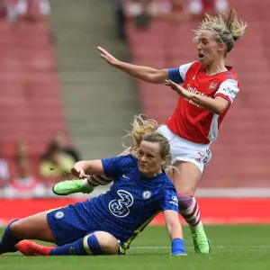 Nobbs vs. Cuthbert: A Star-Studded Showdown in Arsenal Women's Pre-Season Clash