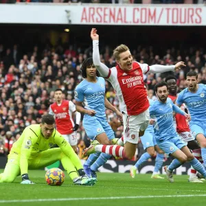 Odegaard vs Ederson: A Clash of Titans at the Emirates - Arsenal vs Manchester City, Premier League 2021-22
