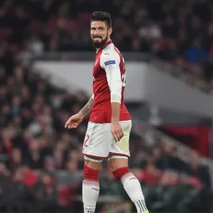 Olivier Giroud in Action for Arsenal against Crvena Zvezda in the Europa League