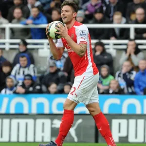 Olivier Giroud: In Action for Arsenal Against Newcastle United, Premier League 2014-2015