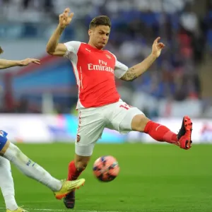 Olivier Giroud (Arsenal) Chris Gunter (Reading). Arsenal 2: 1 Reading, after extra time