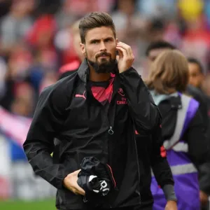 Olivier Giroud: Arsenal Sub before Stoke City Clash, 2017-18 Premier League