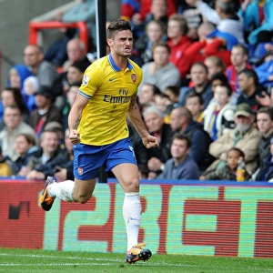 Olivier Giroud Scores Arsenal's Second Goal Against Crystal Palace (2013-14)