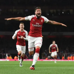 Olivier Giroud's Brace Fuels Dramatic 4-3 Comeback for Arsenal Against Leicester City Olivier Giroud's Brace Fuels Dramatic 4-3 Comeback for Arsenal Against Leicester City