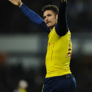 Olivier Giroud's Strike: Arsenal's Triumph over Queens Park Rangers in the Premier League 2014-15