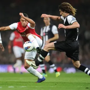 Oxlade-Chamberlain Outmaneuvers Coloccini: Premier League Showdown Oxlade-Chamberlain Outmaneuvers Coloccini: Premier League Showdown