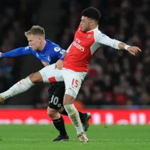 Oxlade-Chamberlain vs Ritchie: A Premier League Battle at Emirates Stadium (December 2015)