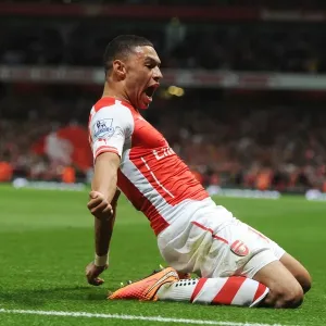 Oxlade-Chamberlain's Thrilling Goal: Arsenal's Victory over Tottenham, 2014-15 Premier League