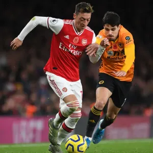 Confrontation entre Ozil et Neto : Affrontement des créateurs dans le derby de la Première division anglaise à l'Arsenal contre les Wolves du Wolverhampton en novembre 2019