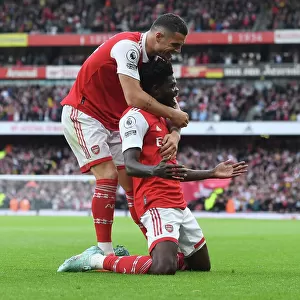 Partey and Xhaka Celebrate Arsenal's Fourth Goal Against Nottingham Forest (2022-23)