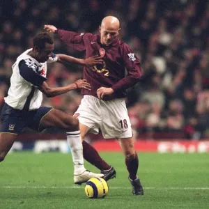 Pascal Cygan (Arsenal) John Viafara Print, 28/12/05 FA Premiership Match