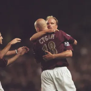 Pascal Cygan celebrates scoring his and Arsenals 1st goal with Dennis Bergkamp
