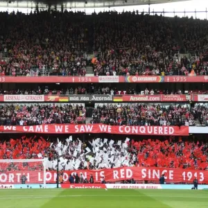 Passionate Arsenal Fans Gather at Emirates Stadium: Arsenal vs. Tottenham Rivalry (2022-23)