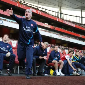 Pat Rice: Arsenal Assistant Manager During Intense Arsenal v Tottenham Clash (2011-12)