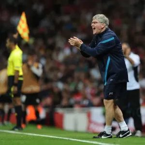Pat Rice at Arsenal's Champions League Clash Against Udinese (2011)