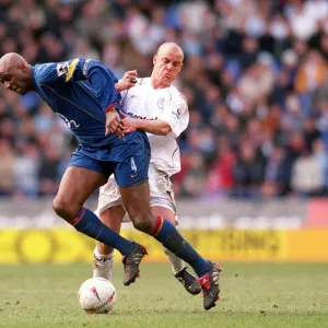 Patrick Vieira (Arsenal) Stelios (Bolton)