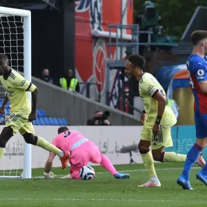 Pepe and Aubameyang Celebrate First Goal: Crystal Palace vs. Arsenal, Premier League 2020-21