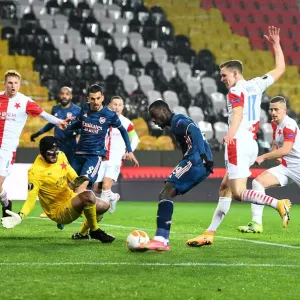 Pepe Scores in Empty Eden Arena: Arsenal's Europa League Triumph Over Slavia Praha (2021) Pepe Scores in Empty Eden Arena: Arsenal's Europa League Triumph Over Slavia Praha (2021)