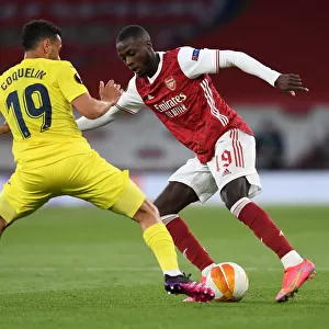 Pepe vs. Coquelin: A Europa League Showdown in Empty Emirates Stadium - Arsenal vs. Villarreal