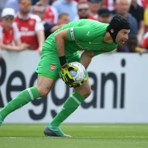 Petr Cech in Action: Arsenal's Pre-Season Clash at Borehamwood (2018)