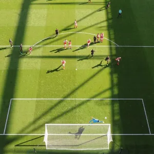 Philippe Coutinho Scores Against Arsenal: A Stunner for Liverpool in the 2016-17 Premier League