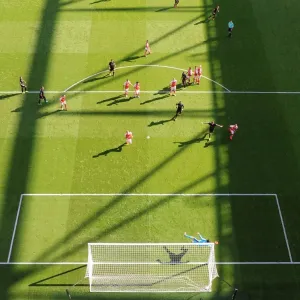 Philippe Coutinho's Stunning Goal Against Arsenal: A Memorable Moment for Liverpool in the 2016-17 Premier League