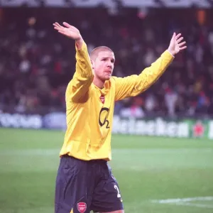 Philippe Senderos (Arsenal) claps the fans at the end of the match Philippe Senderos (Arsenal) claps the fans at the end of the match