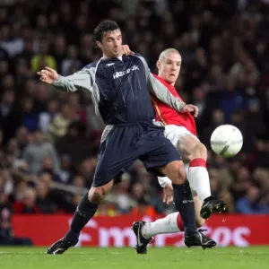 Philippe Senderos (Arsenal) Gary Speed (Bolton) Philippe Senderos (Arsenal) Gary Speed (Bolton)