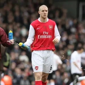 Philippe Senderos Dominant Performance: Arsenal Crushes Fulham 3-0 in Premier League, 2008 Philippe Senderos Dominant Performance: Arsenal Crushes Fulham 3-0 in Premier League, 2008