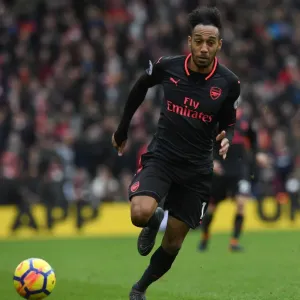 Pierre-Emerick Aubameyang in Action: Brighton & Hove Albion vs. Arsenal, Premier League 2017-18