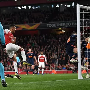 Pierre-Emerick Aubameyang Scores Third Goal: Arsenal vs Valencia, UEFA Europa League Semi-Final First Leg (2018-19)