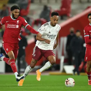 Pierre-Emerick Aubameyang vs Joe Gomez Print Pierre-Emerick Aubameyang vs Joe Gomez Print