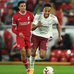 Pierre-Emerick Aubameyang vs Trent Alexander-Arnold Print Pierre-Emerick Aubameyang vs Trent Alexander-Arnold Print