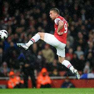 Podolski Scores Arsenal's Third: Arsenal 4-1 Wigan Athletic, Premier League, Emirates Stadium, 14/05/13